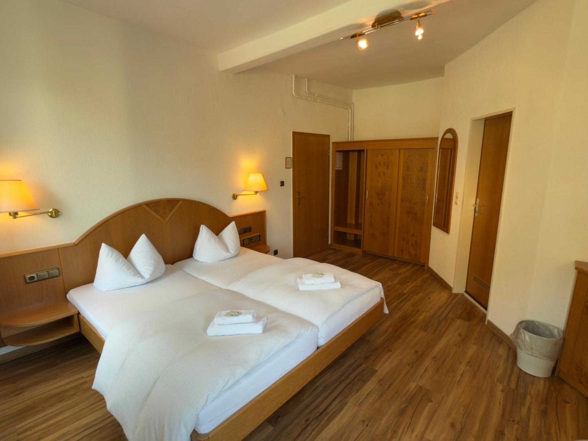 Hotel "Zur Schoenen Aussicht" Cochem Esterno foto